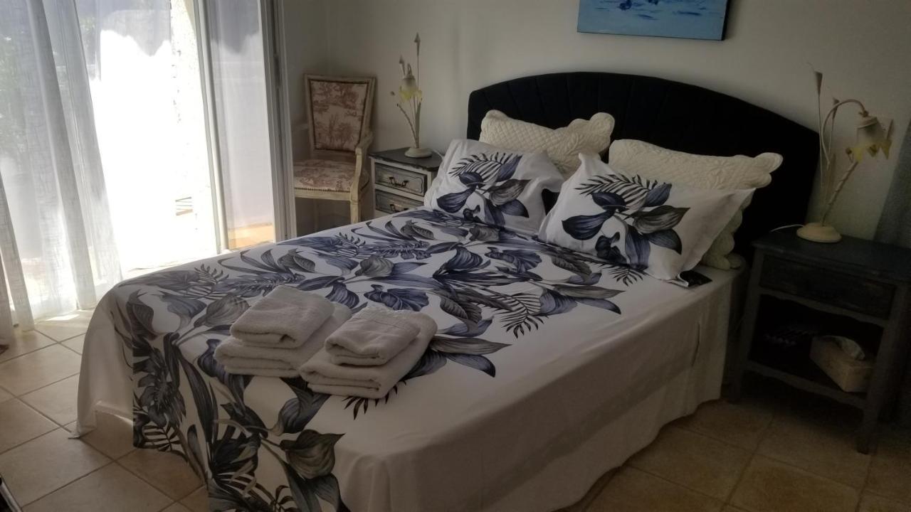 Chambre D'Hote La Petite Maison Du Puits Bollène Eksteriør bilde